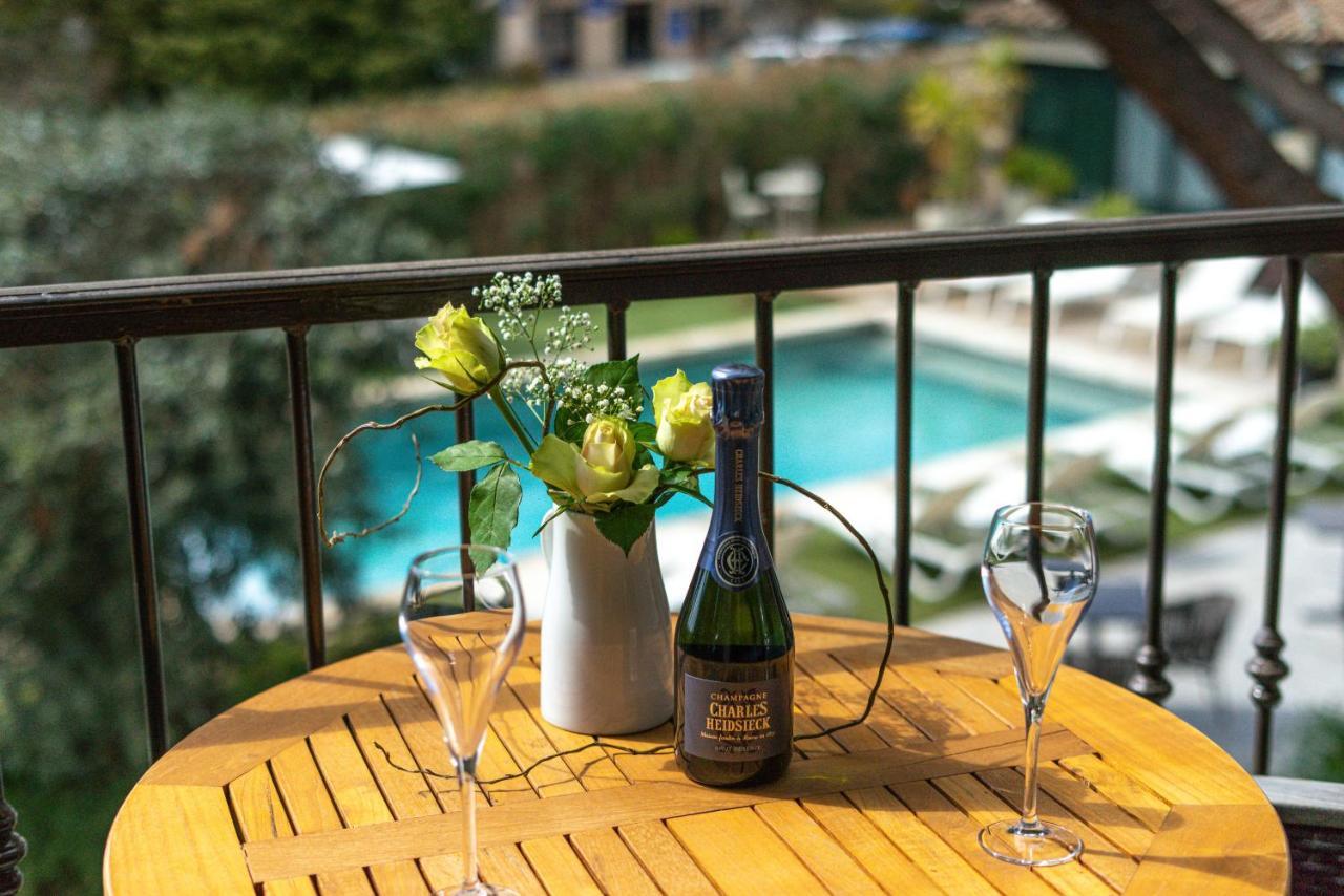 Hotel Bastide & Spa - Villa De Лурмарин Экстерьер фото