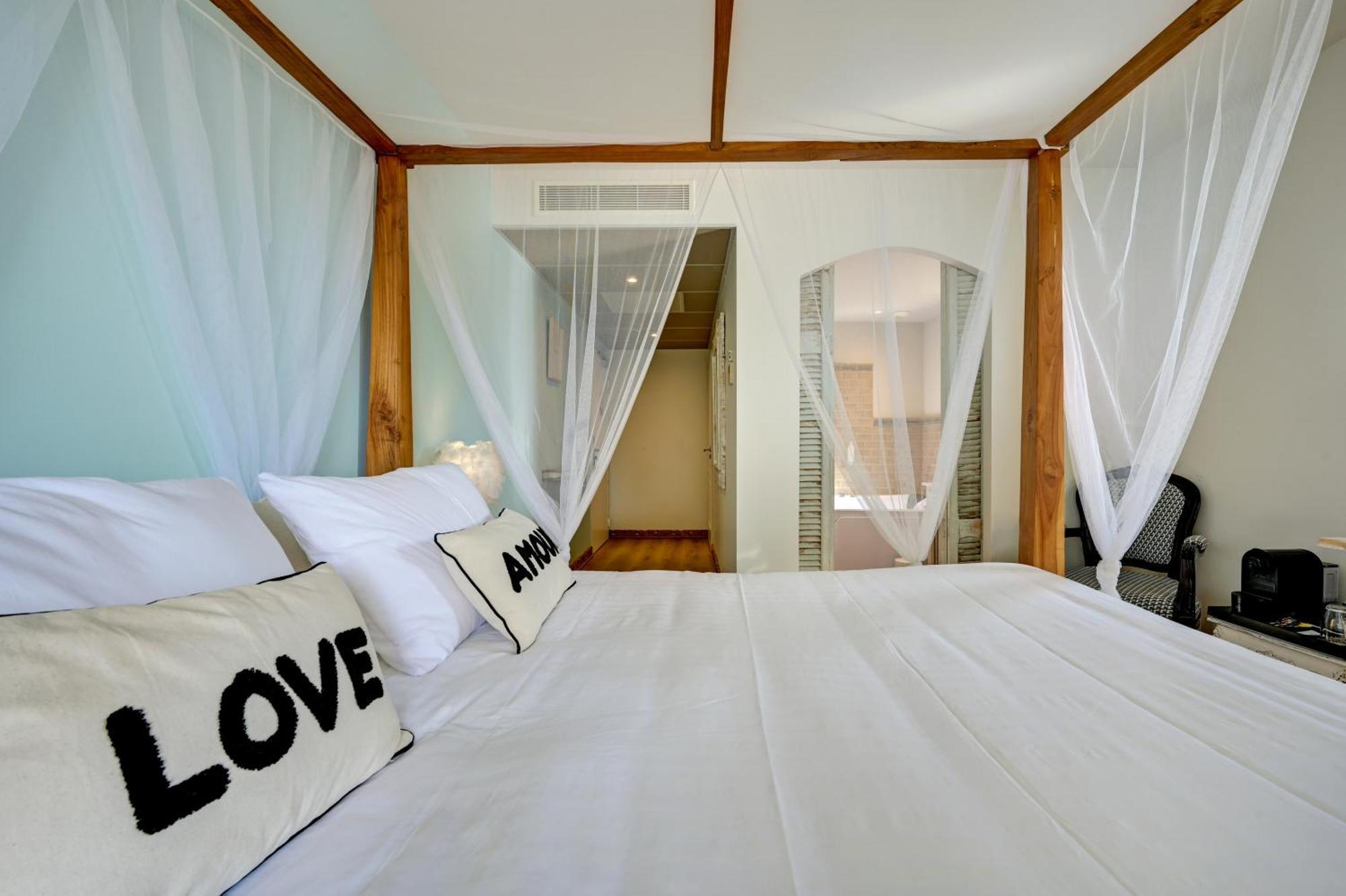 Hotel Bastide & Spa - Villa De Лурмарин Экстерьер фото